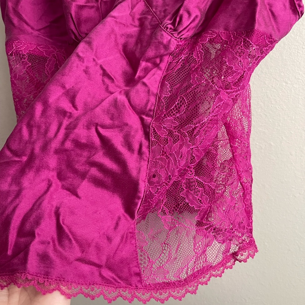 Victoria’s Secret 100% silk lace cami top - Picture 5 of 8